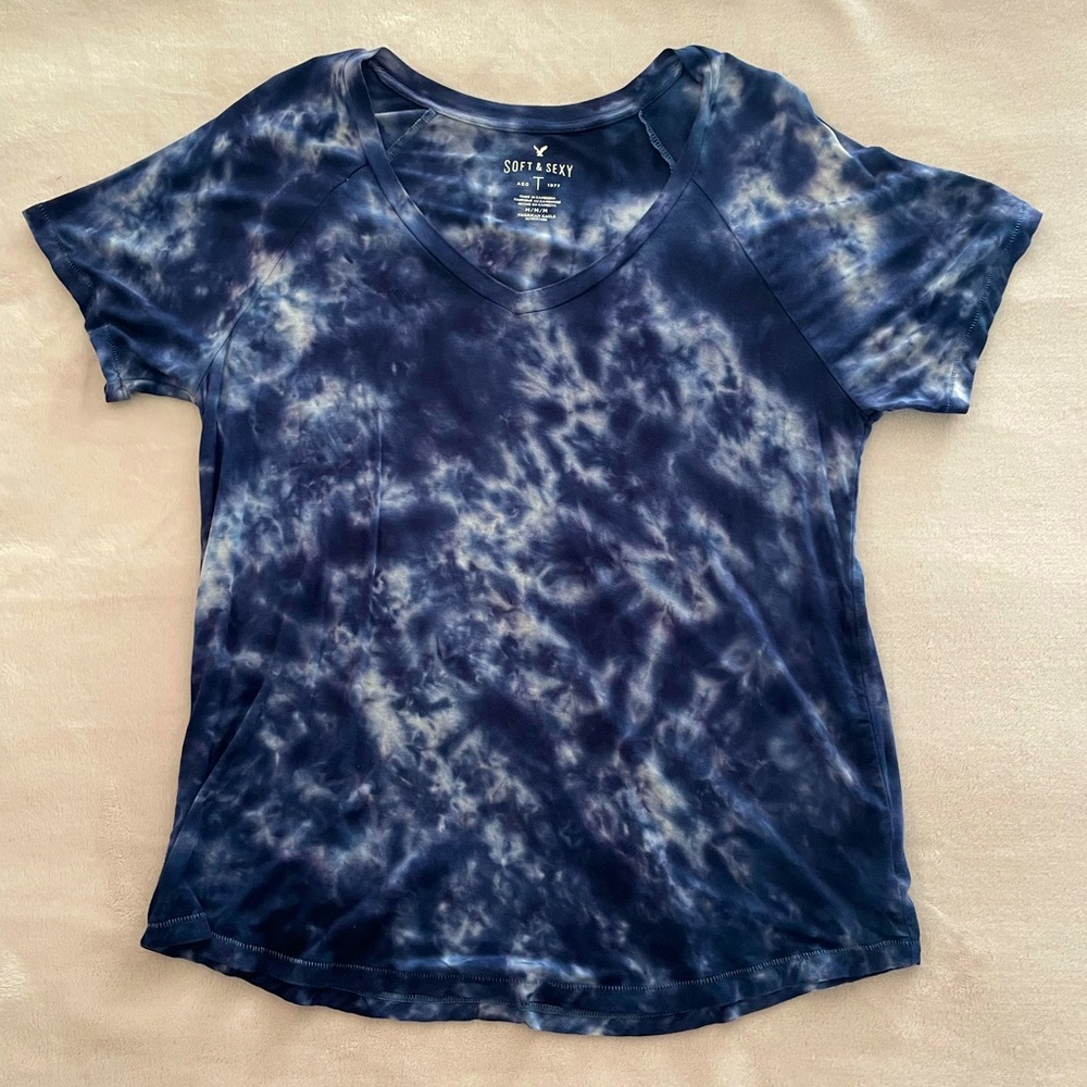AE soft & sexy V-neck